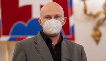 Účinnosť vakcín proti mutáciám koronavírusu ešte nie je jednoznačná, varuje virológ Klempa