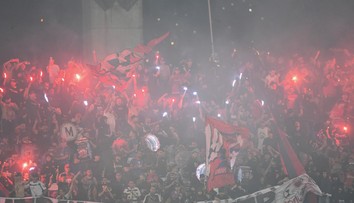 VIDEO: Zápas sa ani poriadne nezačal a bolo po ňom. Fanúšikovia v Južnej Amerike opäť vyvolali chaos