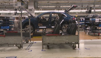 Automobilky sa pobijú o Slovákov. Poznáme ponúkané platy, rozbehne sa masový nábor