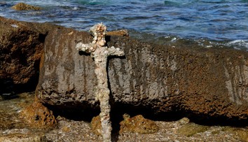 Potápač našiel na dne mora vzácny artefakt, ktorý vás vráti v čase o 900 rokov