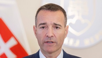 Tomáš Drucker ustupuje rodičom. Ak chcú mať dieťa namiesto škôlky doma, nemusia mať maturitu