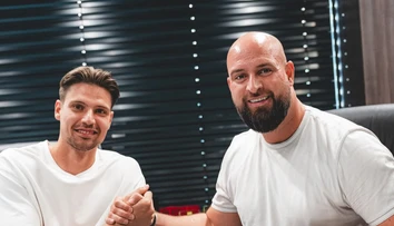 Takáč zostáva na Tehelnom poli. Slovan si poistil služby opory na dlhé obdobie