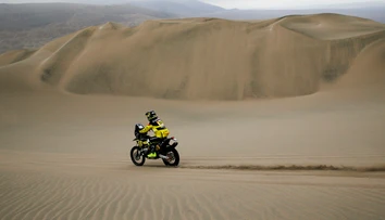 Svitko v 4. etape siedmy, Američan Brabec na čele poradia motocyklov
