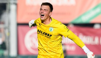 Slovákom sa darilo. Hrošovský skóroval pri desaťgólovej prestrelke, Frühwald vychytal triumf Bohemiansu