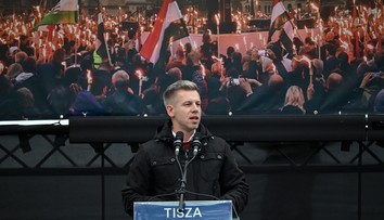 Orbánov Fidesz opäť oslabuje. Magyarova TISZA má v prieskume výrazný náskok