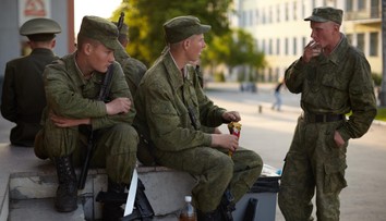 V Rusku sa vraj šíria prípady čiernych vdov. Duma chce preto zakázať rozvody vojakov