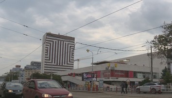 Centrum Bratislavy má európsku raritu. Uvidíte ju na budove zo socializmu