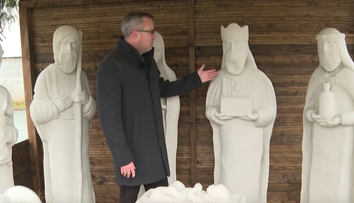 Od mikrofónu priamo do dielne. Redaktor Televíznych novín vytvoril jedinečné vianočné dielo