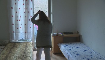 Rodiny z Veľkého Krtíša môžu prísť o strechu nad hlavou pre dlhy niekoho iného. Rozhodnutie súdov vyvolá otázky