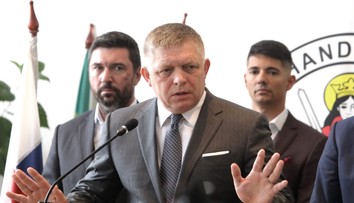Takáč obvinil Zelenského z užívania drog, potvrdiť to mala jeho exhovorkyňa. Fico tvrdenie svojho ministra podporil