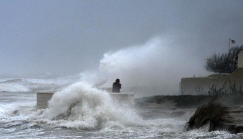 Španielsko potrápil víchor a husté sneženie, zahynuli dvaja ľudia