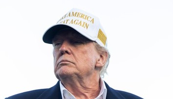 Trump po ostrej kritike pápeža Leva XIV. zverejnil obrázok, ktorým pobúril kresťanov