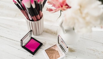 Problémy legendárnej firmy. Známy kozmetický gigant vyhlásil v USA bankrot