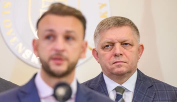 Hlas sa prepadá a Smer stráca každého šiesteho voliča. Rast môže čakať túto stranu