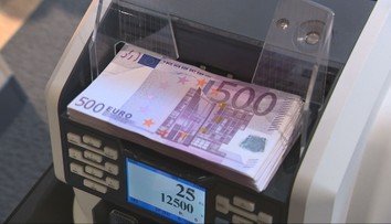Po zvyšok roka ideme na sekeru. Štátu sa minuli peniaze z daní a odvodov
