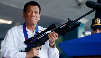 Filipínska polícia na základe zatykača ICC zadržala bývalého prezidenta Rodriga Duterteho