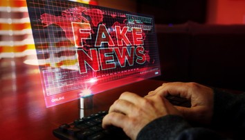 Dezinformačný web ich pripravil o kamarátstva a dohnal na psychiatriu. Mladí Česi sa báli vakcín a pili peroxid vodíka