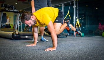 Seriál o cvičení: Vyskúšajte si cviky, ktoré vymysleli vojaci v sparťanských podmienkach