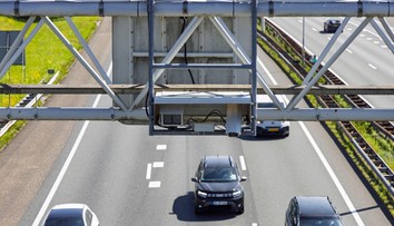 Pokuta už za 56 km/h? Susedia Slovenska chcú sprísniť pravidlá, sankcie môžu ísť až na 6 000 eur