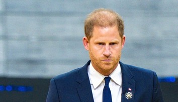 Súkromné rozhovory s princom Harrym nie sú možné, tvrdí zdroj z paláca. Prezradil dôvody kráľovských sporov