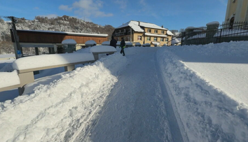 Kalamita na Kysuciach. Za jeden deň tam napadlo pol metra snehu
