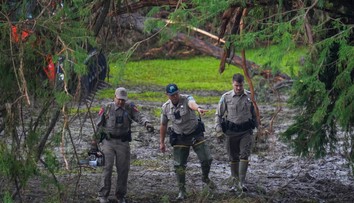 Po ničivých záplavách v Texase je stále nezvestných vyše 160 ľudí
