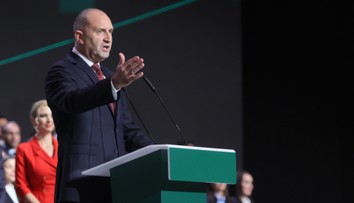 Najdôležitejšie voľby na Balkáne: Víťazstvo favorita bulharských volieb by posilnilo proruské krídlo v EÚ