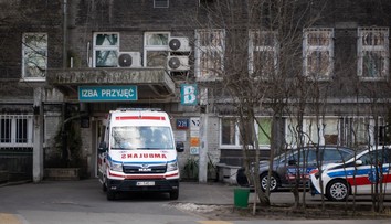 Osemročný chlapec náhle prestal dýchať. Sanitka prišla až po 24 minútach