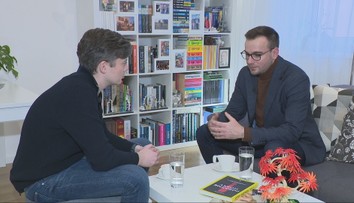 Sobáš im uznajú v 22 štátoch EÚ, no u nás sú pred úradmi cudzí ľudia. Pomôže Tiborovi s manželom prelomový rozsudok?