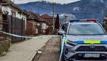 Ženu našli so zapichnutým nožom v hlave. Polícia zverejnila detaily šokujúceho útoku v Helcmanovciach
