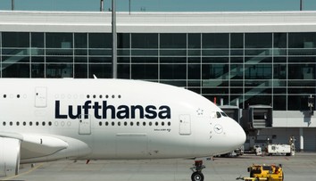 Lietanie sa mení. Aj veľké aerolínie začínajú pripomínať nízkonákladovky