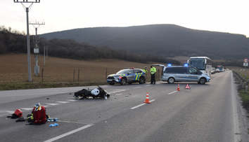 Nedala mu prednosť a po zrážke odišla. Polícia ju dolapila, škody presiahli 10 000 eur