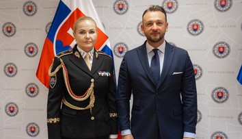 Prvá žena na čele polície. Matúš Šutaj Eštok vymenoval Janu Maškarovú za policajnú prezidentku