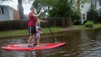 Hurikán Dorian už opustil štát Severná Karolína, niekde zanechal spúšť