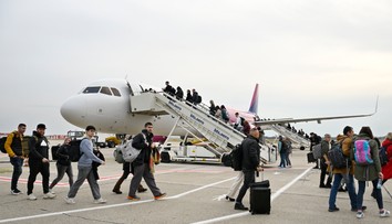 Naprieč Slovenskom za pol hodiny. Boli sme na palube prvého letu z Bratislavy do Košíc