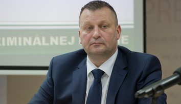 Bývalého policajného viceprezidenta Málika prešetruje policajná inšpekcia