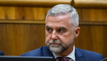 Tibor Gašpar politický zásah v zmene ÚOO nevidí. Šéf KDH si však ním je istý
