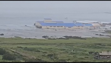 Ďaleký východ sa spamätáva z katastrofy: Zachránila ich obrovská hĺbka epicentra?