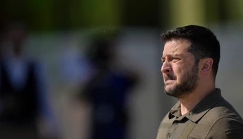 Zelenskyj na Deň otcov ďakoval statočným vojakom, ktorí bojujú proti Rusom