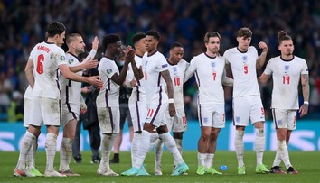 Britská polícia vyšetruje rasistické útoky na troch reprezentantov po neuspešnom finále Eura