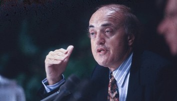 Zomrel laureát Pulitzerovej ceny Peter Arnett (†91)