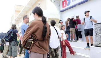 Dovolenka sa zmenila na nočnú moru. Stovky turistov vrátane Slovákov uviazli na exotickom ostrove