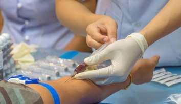 Odber krvi bez stresu: Tipy od odborníkov, ako zvládnuť strach z ihly