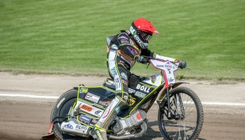 VIDEO: Skvelá atmosféra v Žarnovici pomohla Vaculíkovi k trom triumfom. Pritrafila sa mu však aj chybička