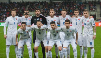 Futbalistov v dueli proti Litve naživo povzbudia aj zlatí olympionici