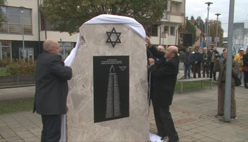 Ich mama v Osvienčime prežila aj ohavné pokusy doktora Mengeleho. Súrodenci teraz dali postaviť pamätník