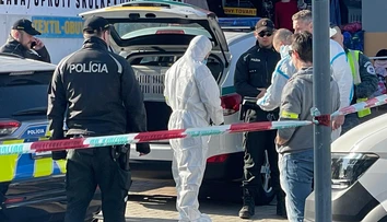 Zvrat v prípade dobodaného muža z Ilavy. Vyšetrovatelia zadržali a obvinili jeho 29-ročnú priateľku