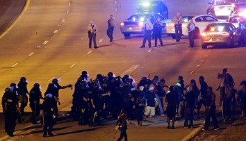 Muž, ktorého počas protestov v Charlotte postrelili, zomrel