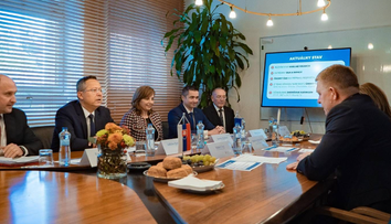 Radko Kuruc, ktorý je obžalovaný z brania vysokého úplatku, pracuje na ministerstve financií