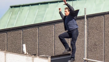 VIDEO: Kaskadérsky kúsok nedopadol dobre. Tom Cruise sa zranil počas natáčania